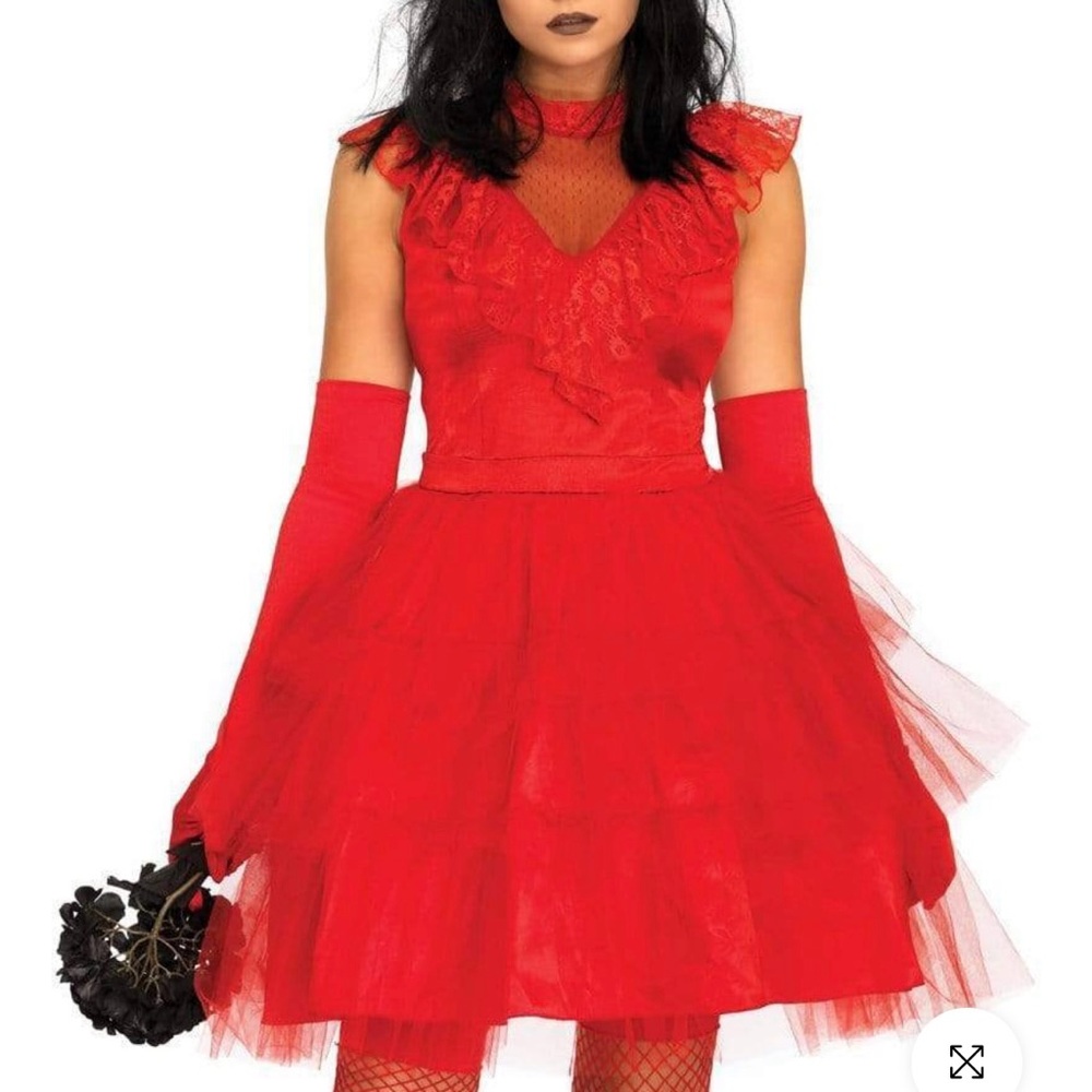 Beetlejuice Lydia Costume